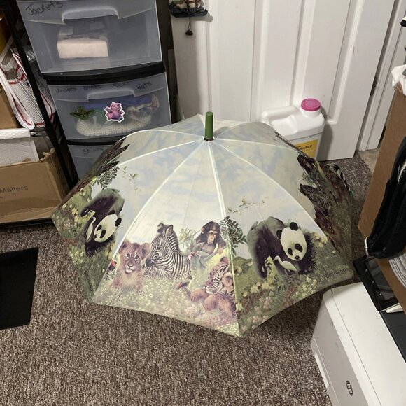 Shaw Creations Inc, Giordano Art Ltd. Children's Animal Kingdom Umbrella - Picture 1 of 5